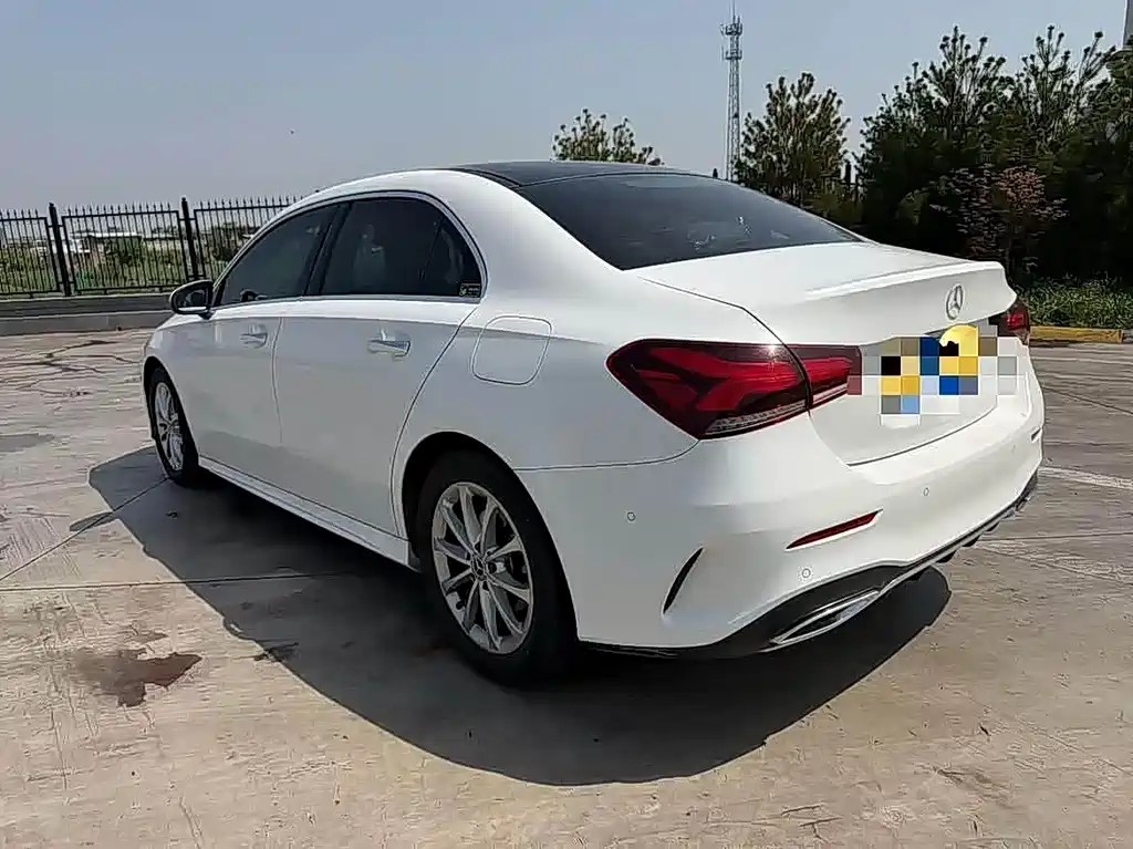 Mercedes-Benz A-Class — миниатюра 9