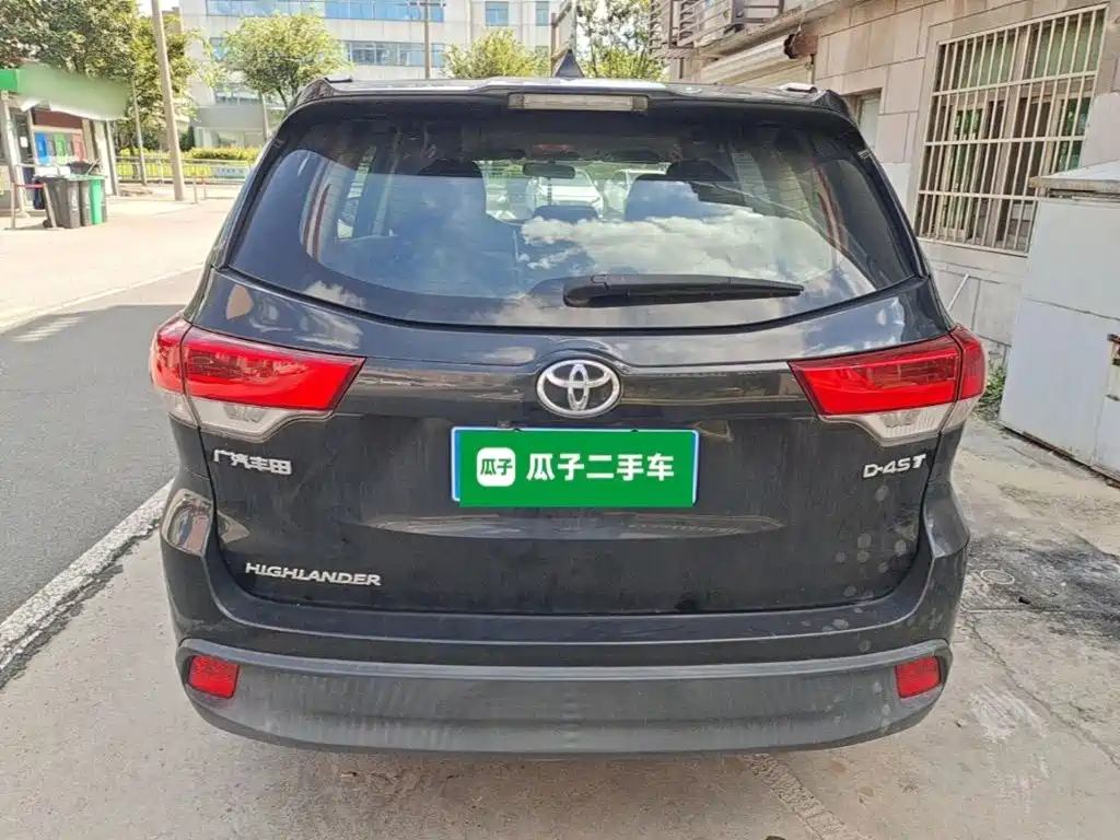 Toyota Highlander — миниатюра 6