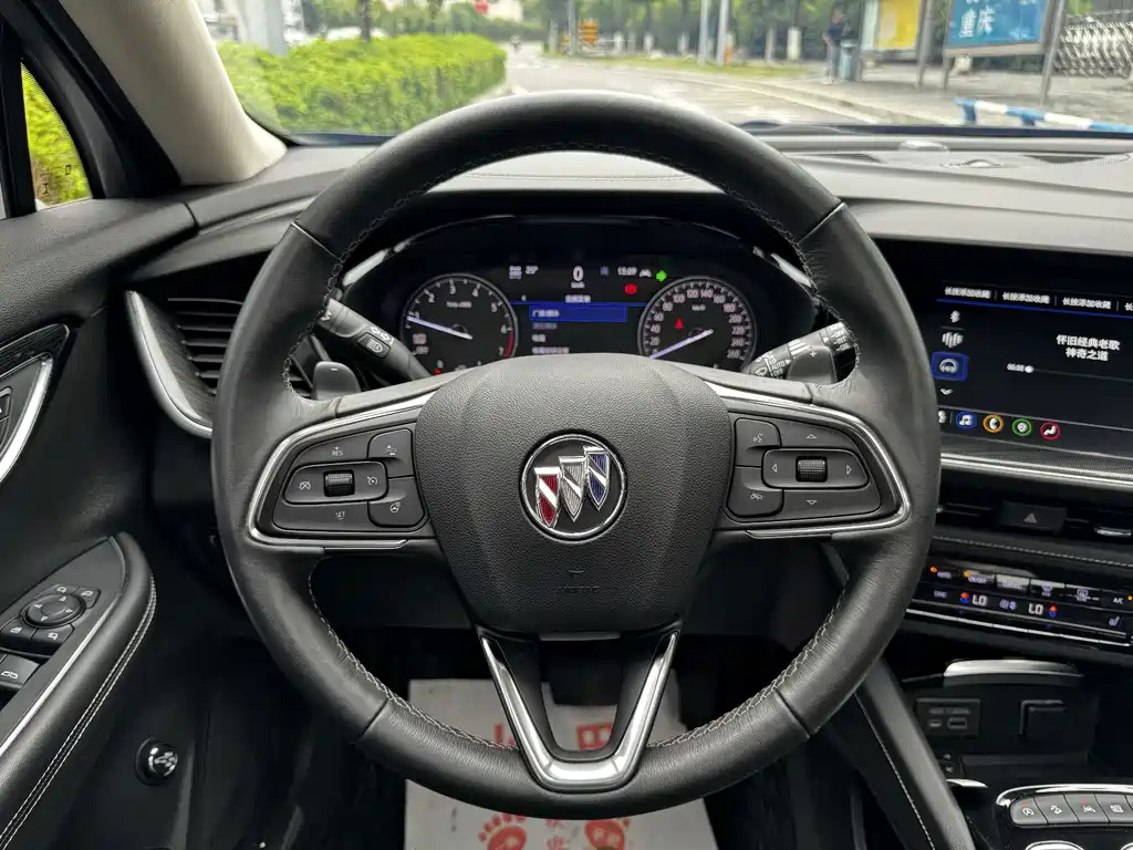 Buick Envision Plus — миниатюра 18