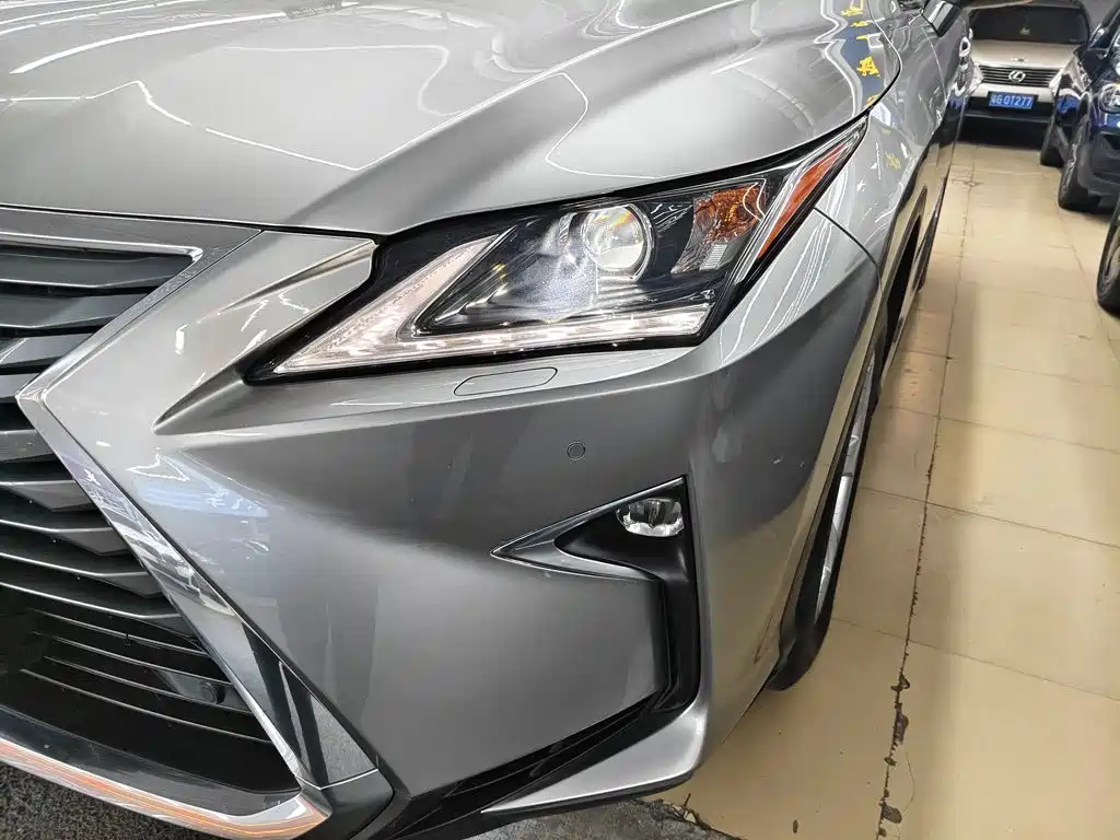 Lexus RX — миниатюра 24