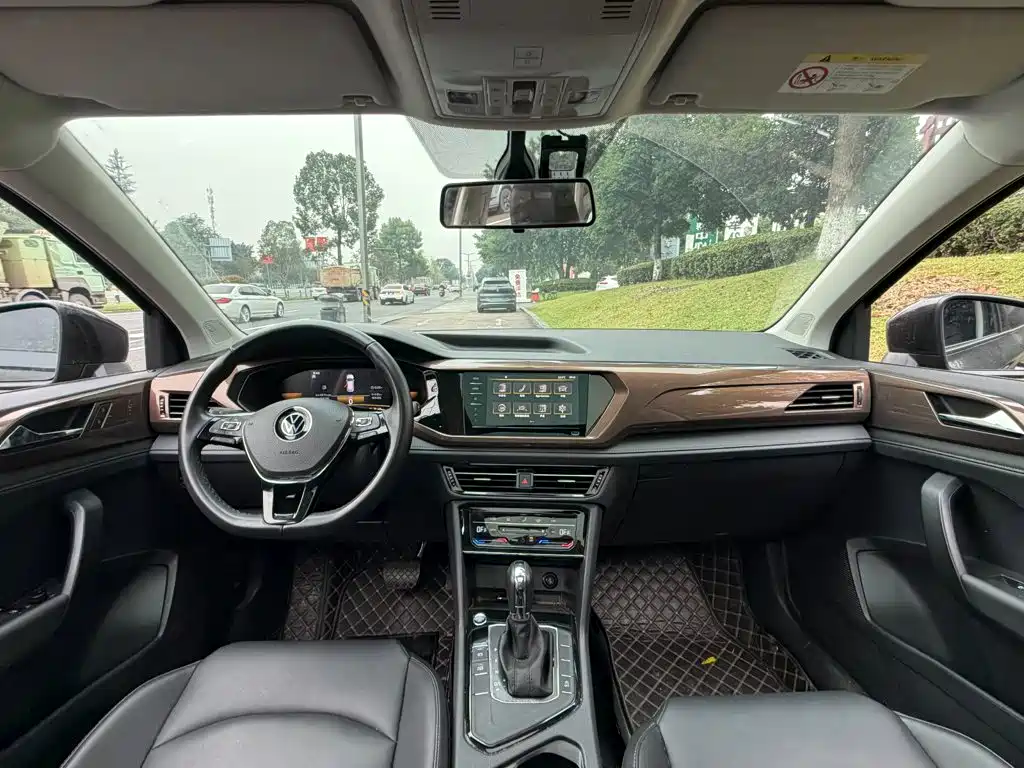 Volkswagen Tharu — миниатюра 13