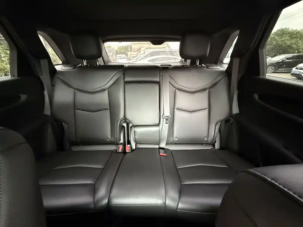 Cadillac XT5 — миниатюра 16