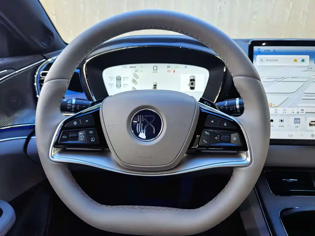 BYD Han — миниатюра 17