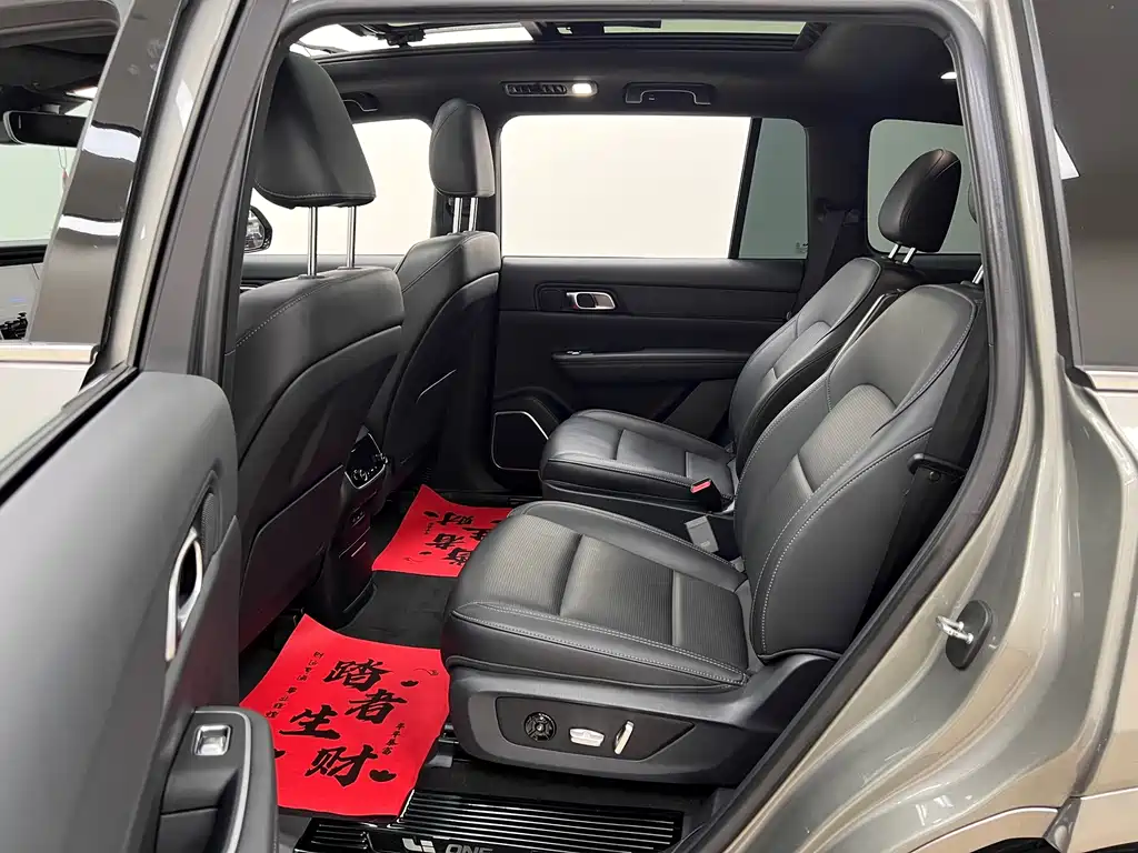 Li Auto Li ONE — миниатюра 18