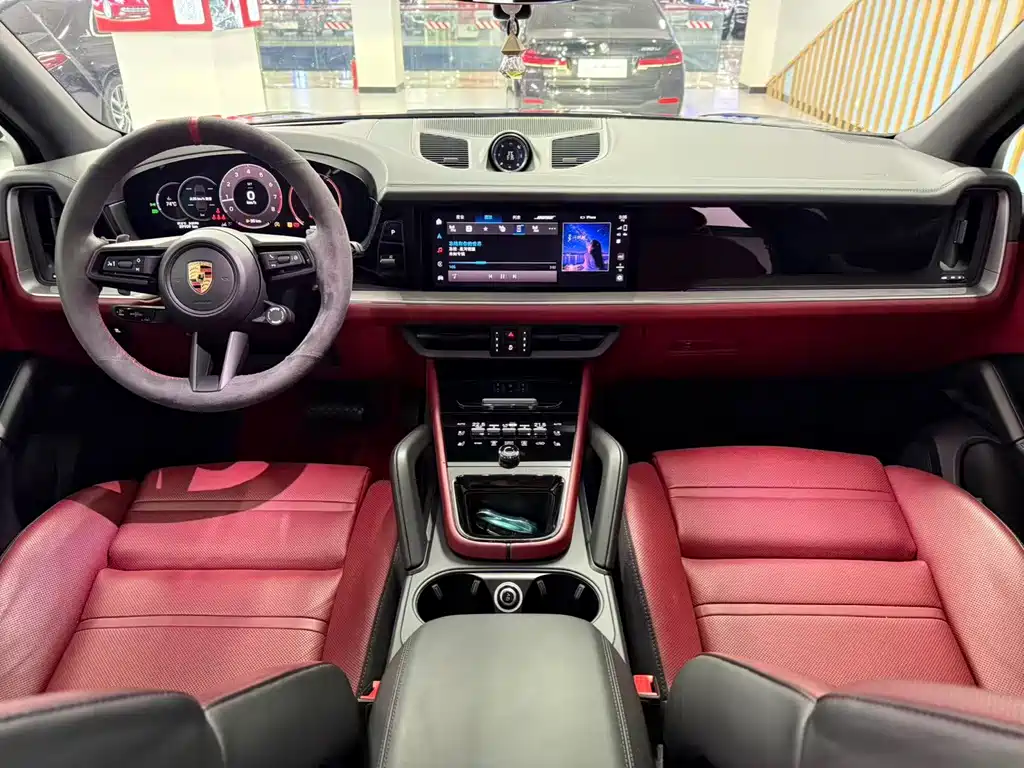 Porsche Cayenne — миниатюра 6