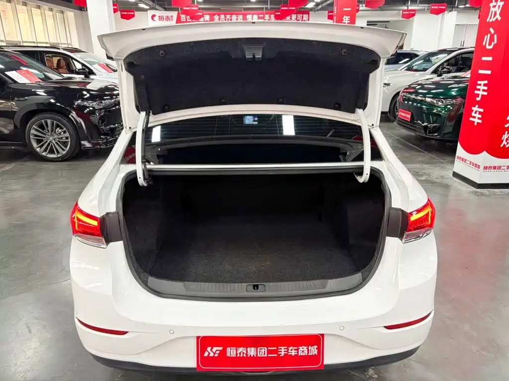 Buick Excelle — миниатюра 5