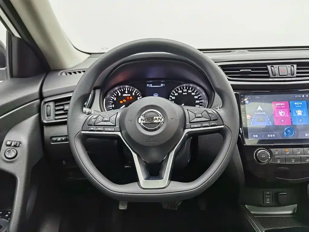Nissan X-Trail — миниатюра 11