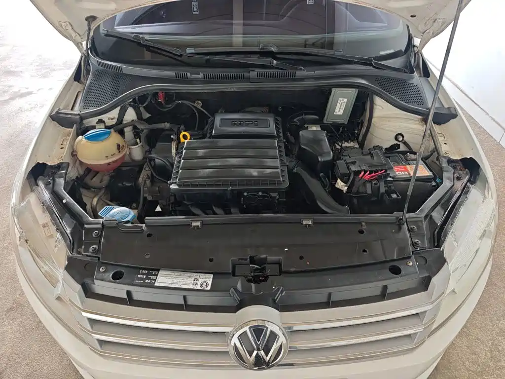 Volkswagen Santana — миниатюра 12
