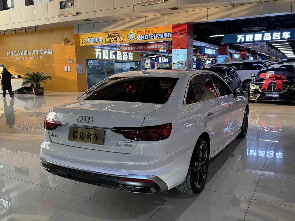 Audi A4L — миниатюра 4