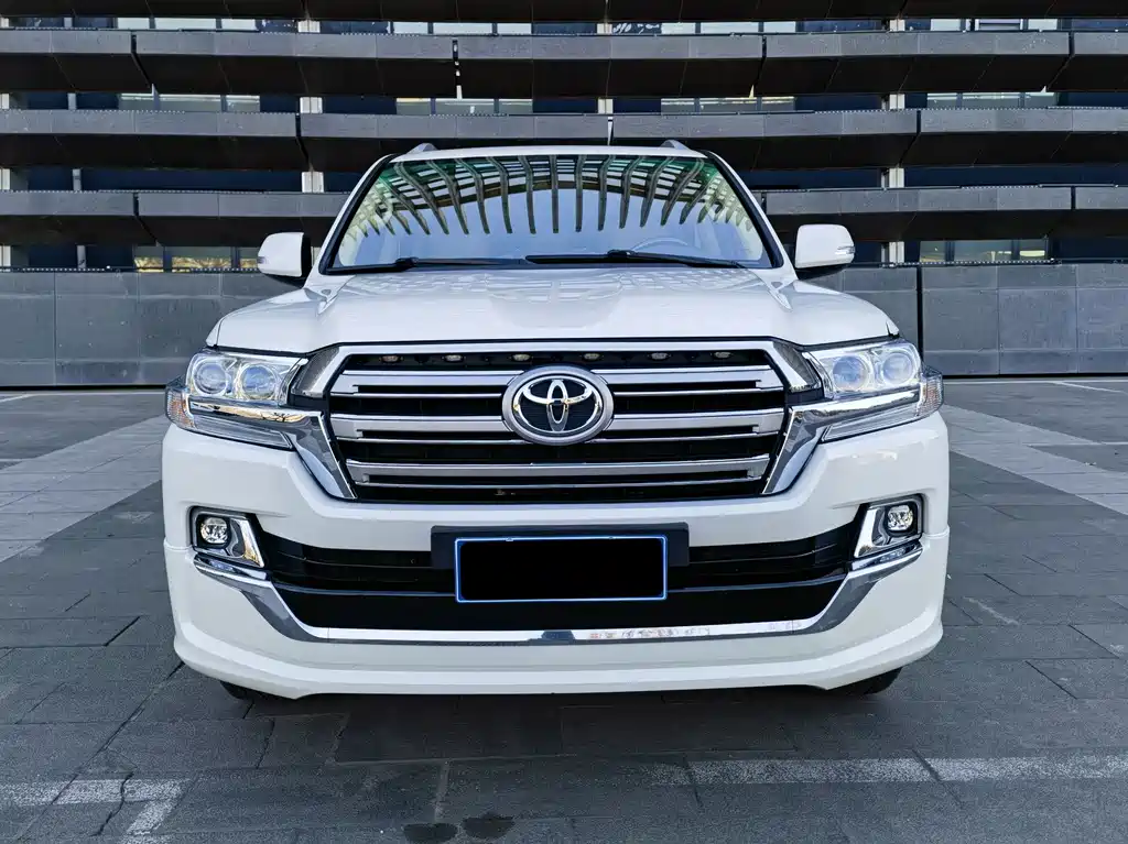 Toyota Land Cruiser 2016 4.6L AT