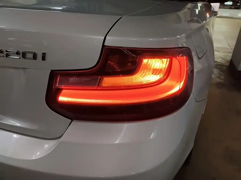 BMW 2 Series (Import) — миниатюра 8