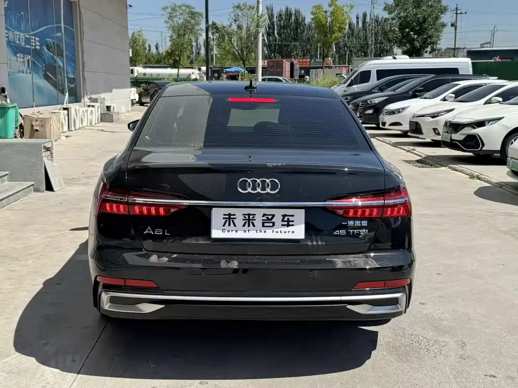 Audi A6L — миниатюра 10