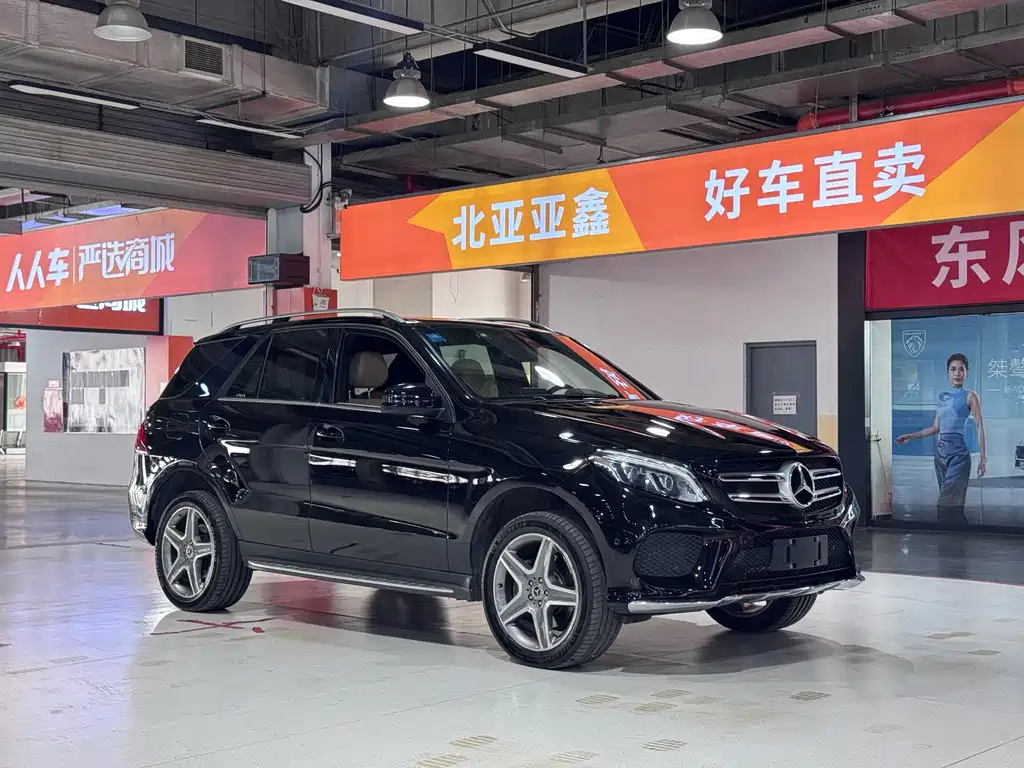Mercedes-Benz GLE (Import) — миниатюра 3