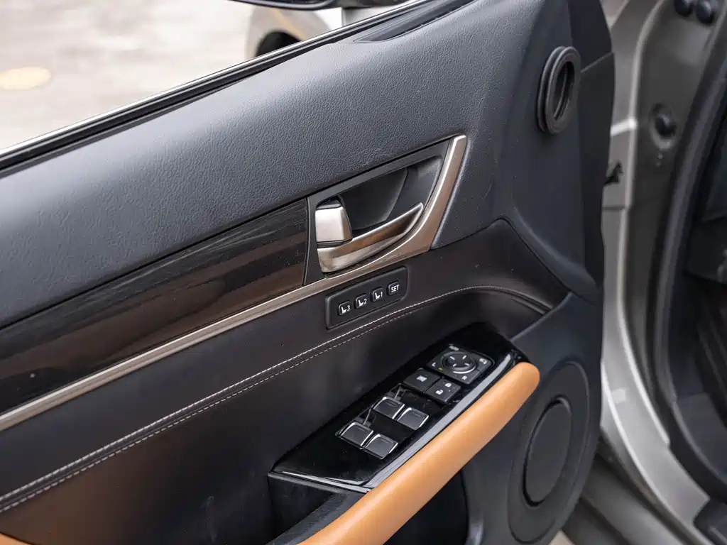 Lexus GS — миниатюра 22