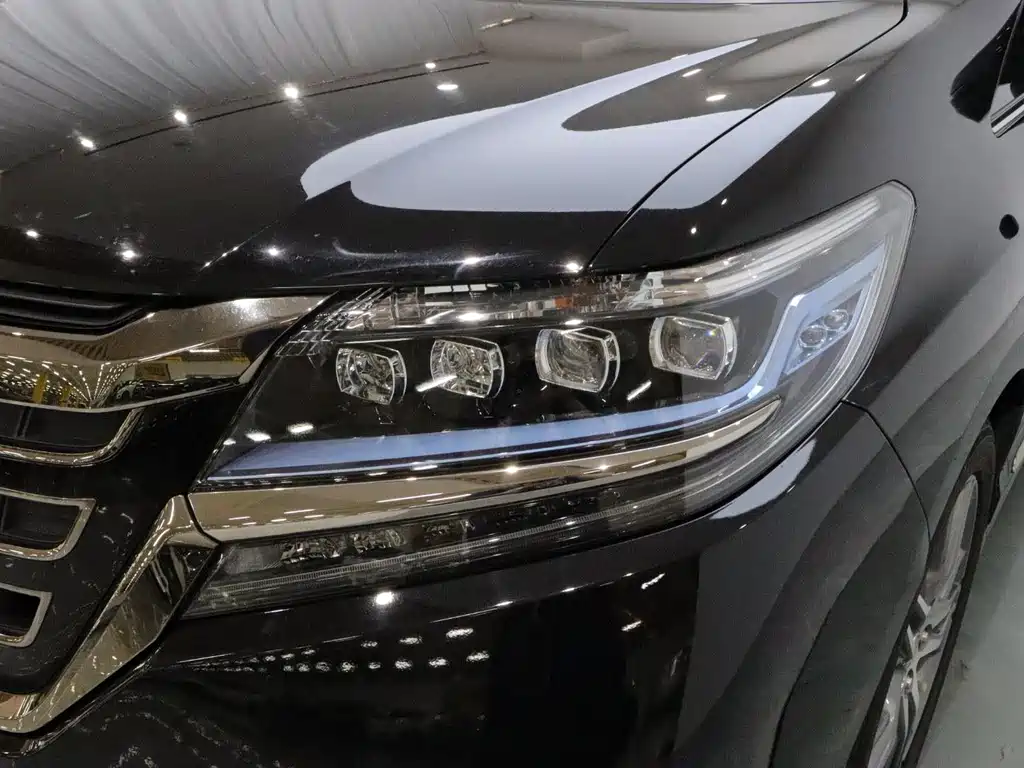 Honda Elysion — миниатюра 17