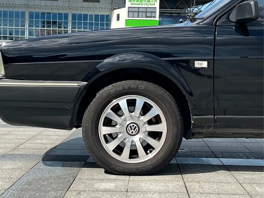 Volkswagen Santana Classic — миниатюра 8