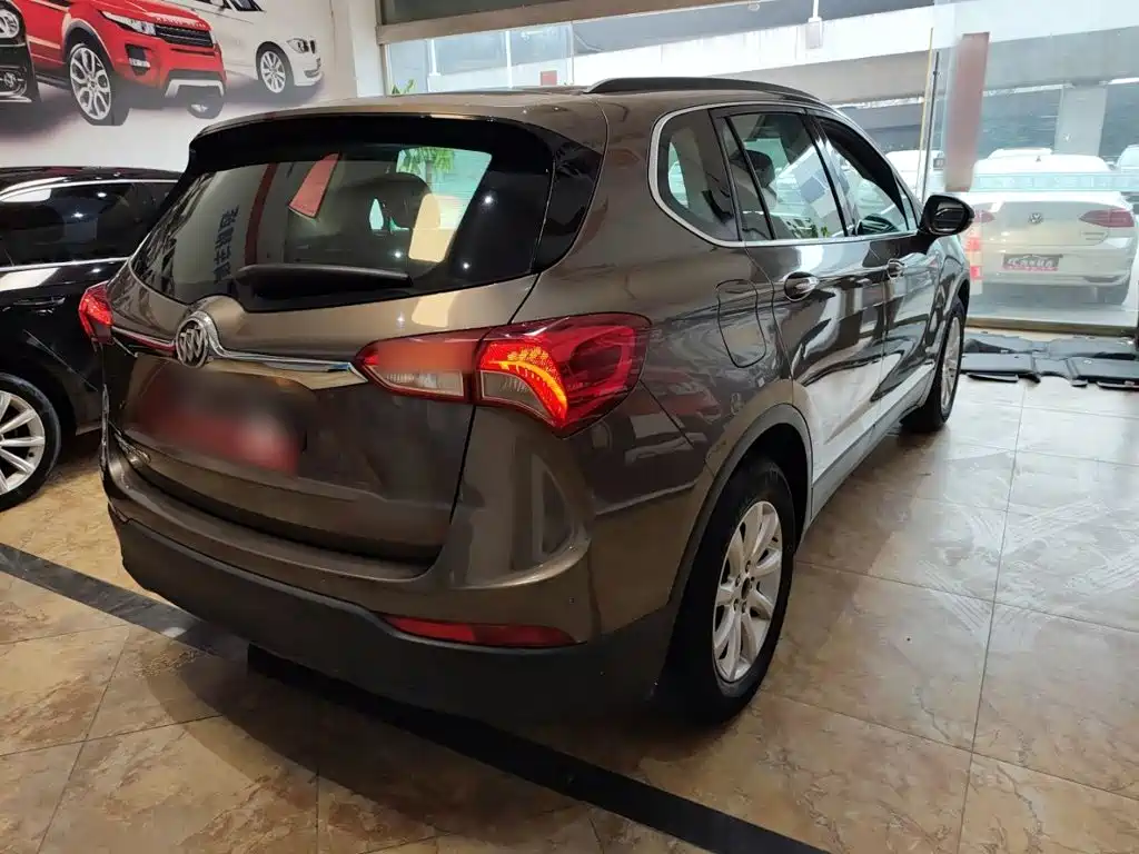 Buick Envision Plus — миниатюра 5