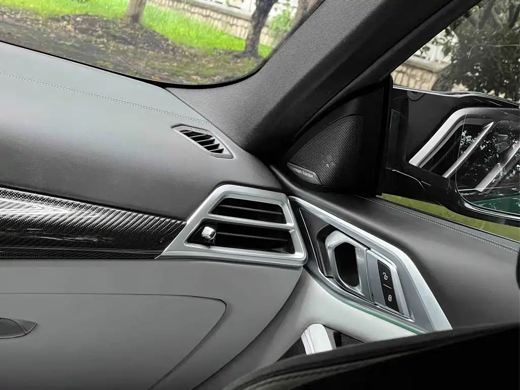 BMW M4 — миниатюра 16