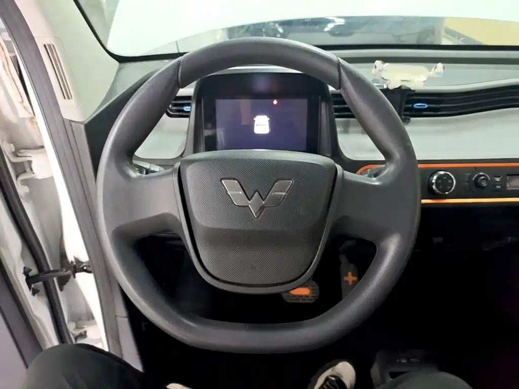 Wuling MINIEV — миниатюра 11