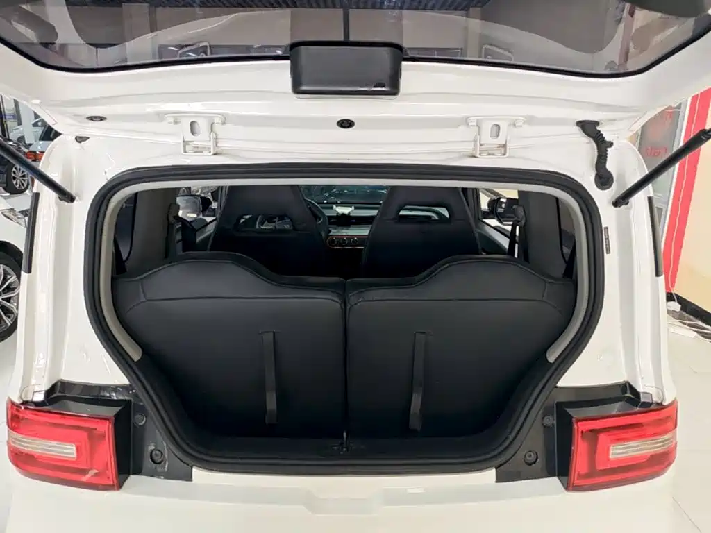 Wuling MINIEV — миниатюра 19
