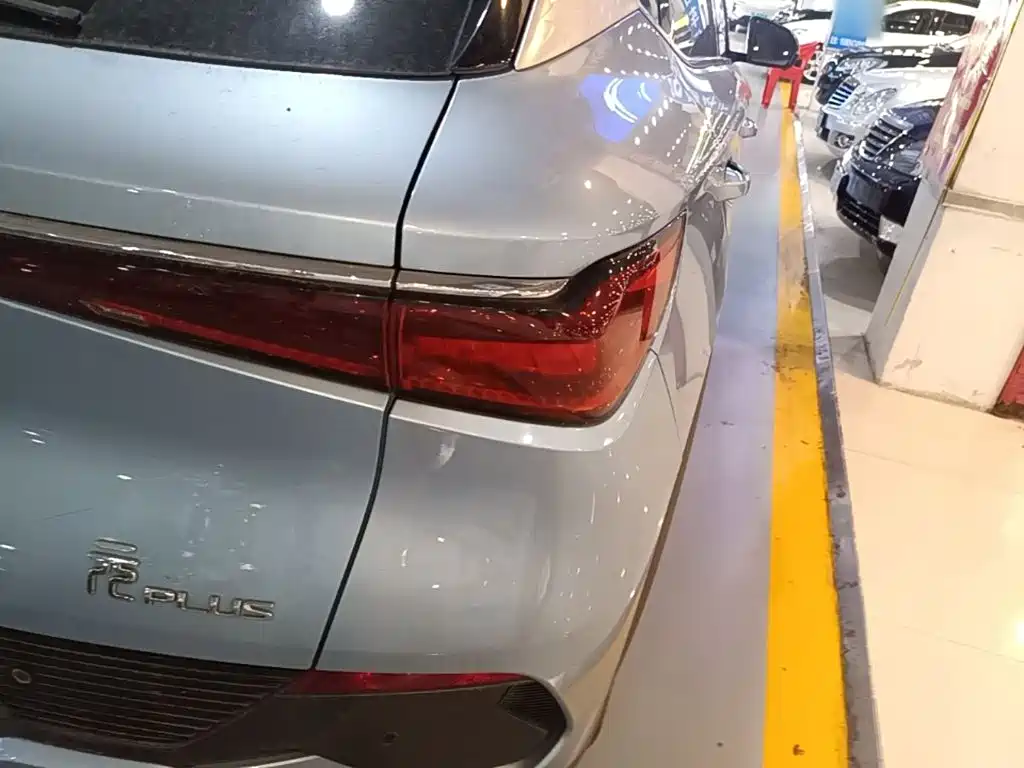 BYD Yuan Plus — миниатюра 8