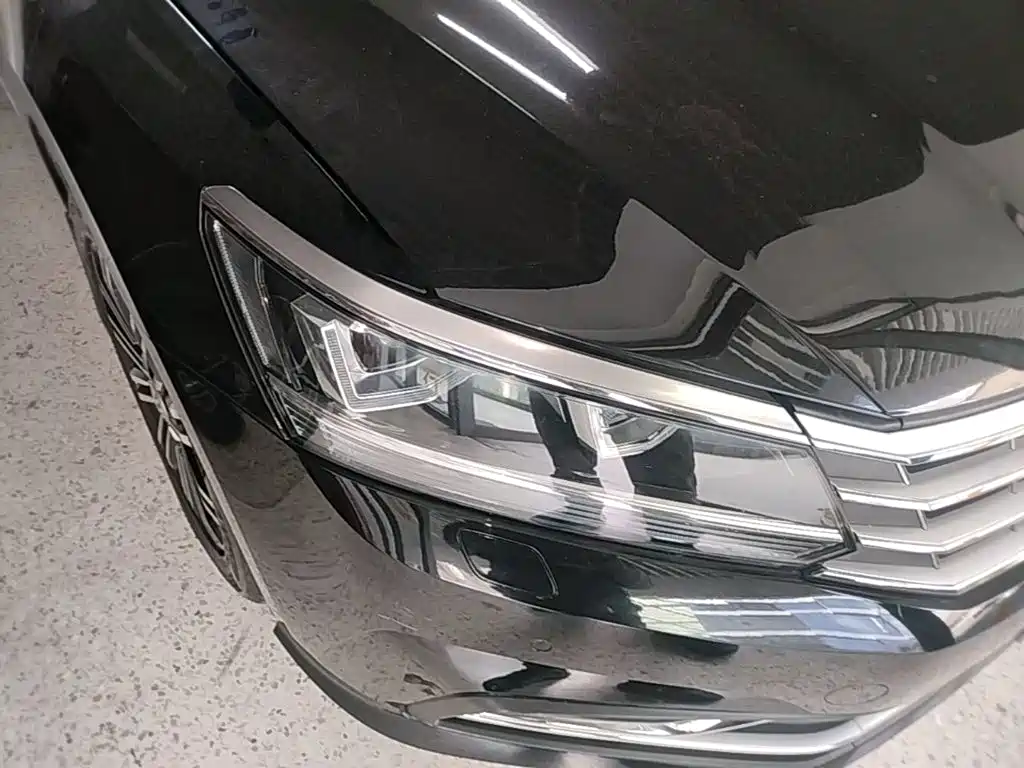 Volkswagen Passat — миниатюра 11