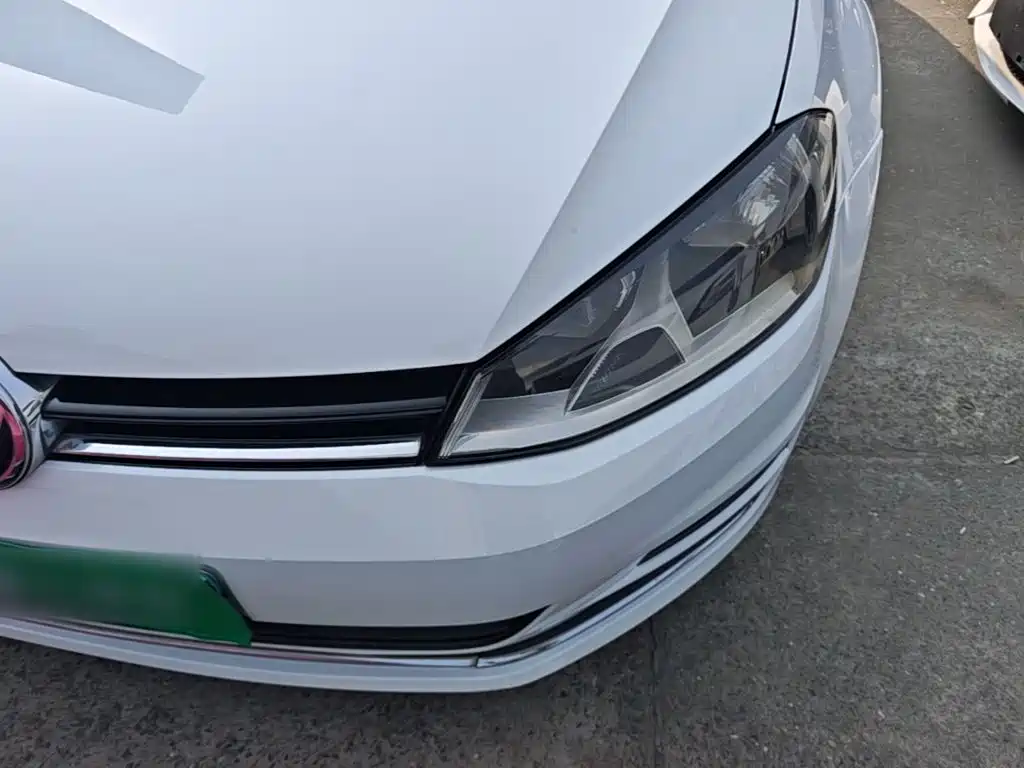 Volkswagen Golf — миниатюра 24