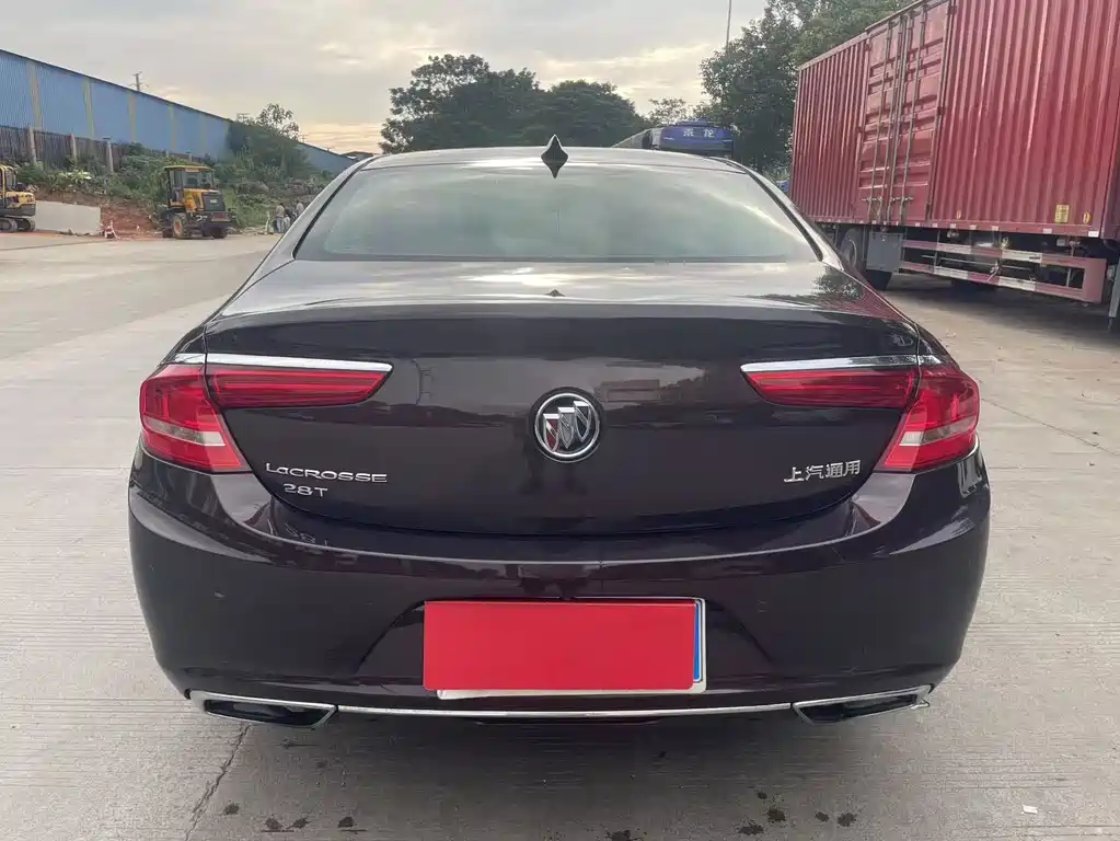 Buick LaCrosse — миниатюра 8