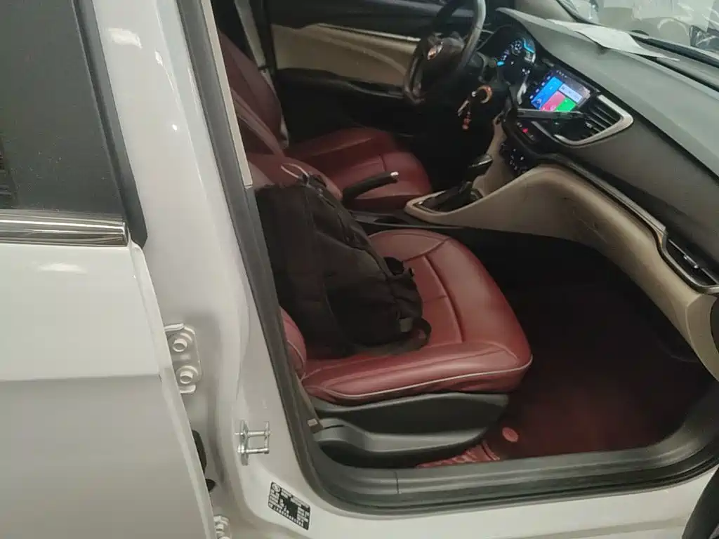 Buick Excelle — миниатюра 25