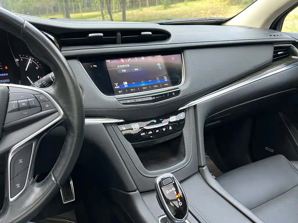 Cadillac XT5 — миниатюра 15