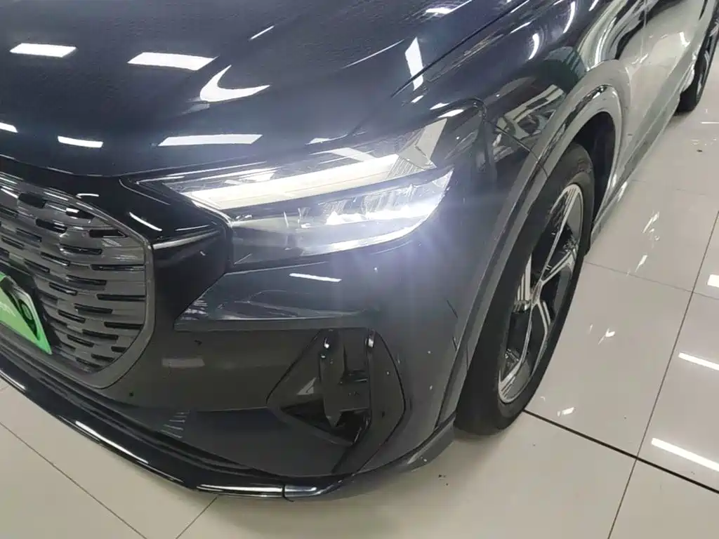 Audi Q4 e-tron — миниатюра 24