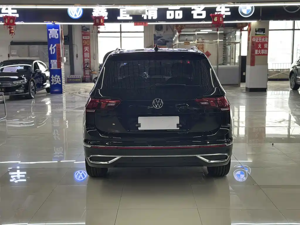 Volkswagen Tiguan L — миниатюра 8