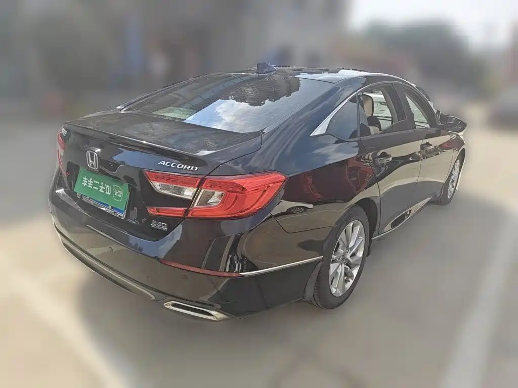 Honda Accord — миниатюра 4