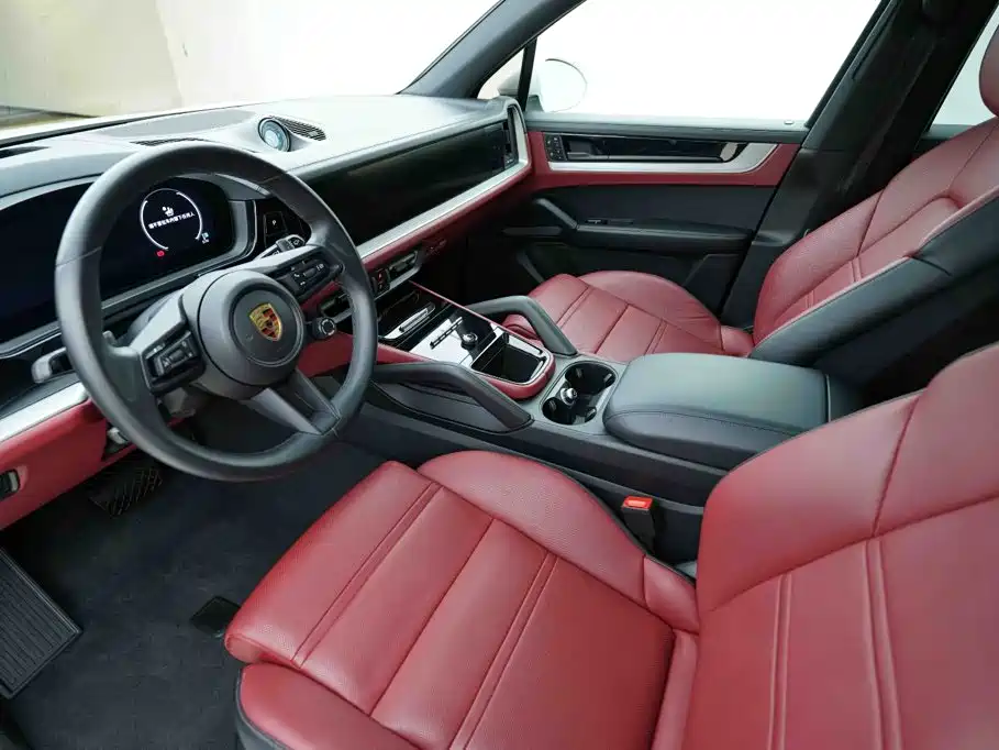 Porsche Cayenne — миниатюра 9