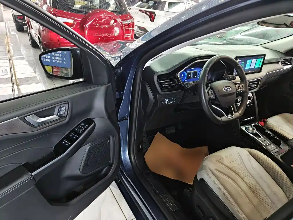 Ford Escape — миниатюра 16