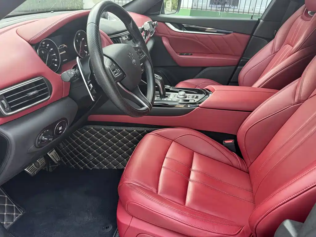 Maserati Levante — миниатюра 5