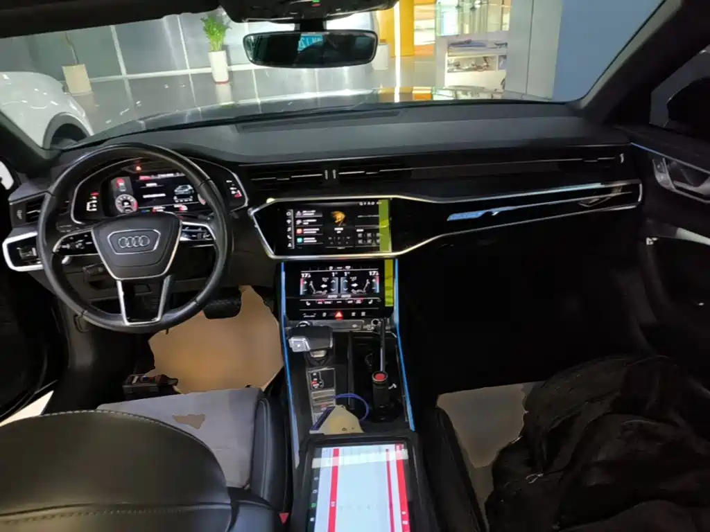 Audi A6L — миниатюра 6
