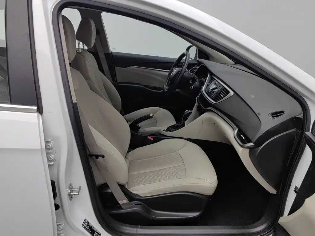 Buick Excelle — миниатюра 23