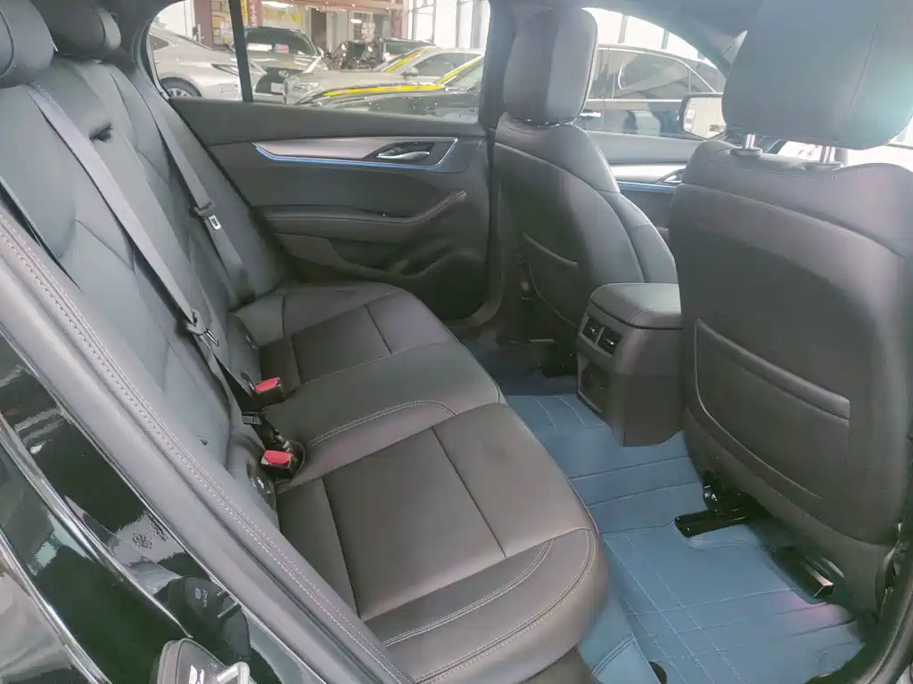 Cadillac CT5 — миниатюра 36