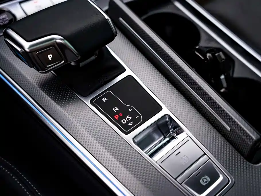 Audi A6L — миниатюра 21