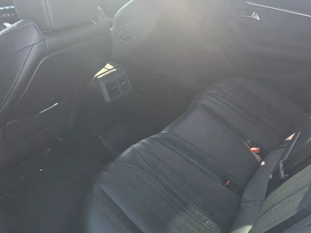 Peugeot 508 — миниатюра 5