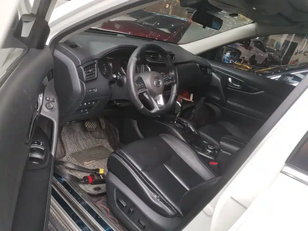 Nissan X-Trail — миниатюра 16