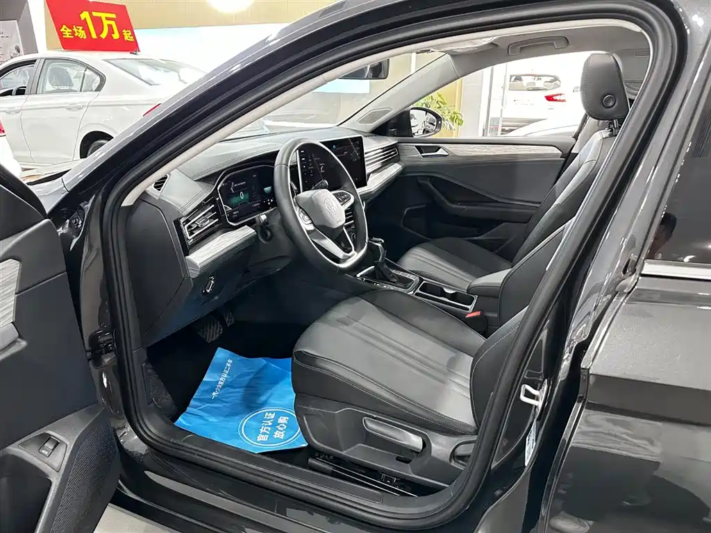 Volkswagen Sagitar — миниатюра 30