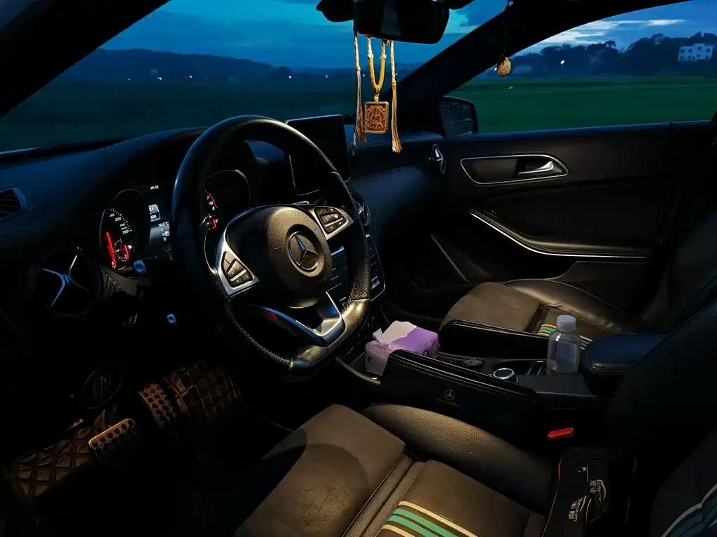 Mercedes-Benz A-Class (Import) — миниатюра 5