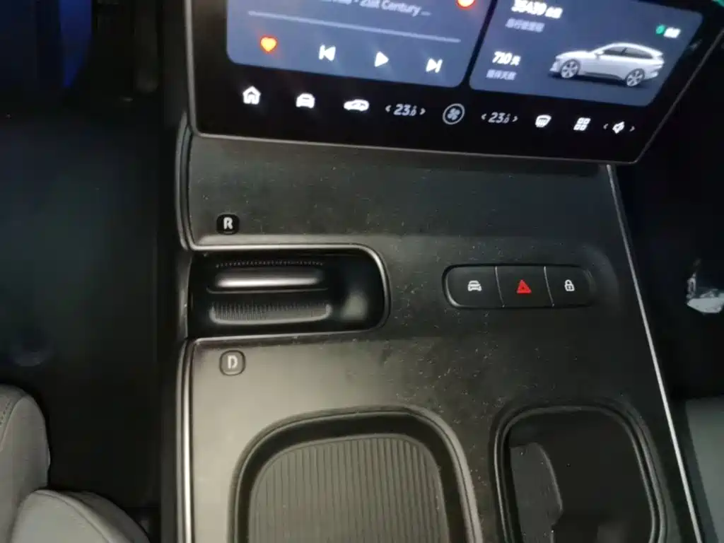 NIO ET5T — миниатюра 14