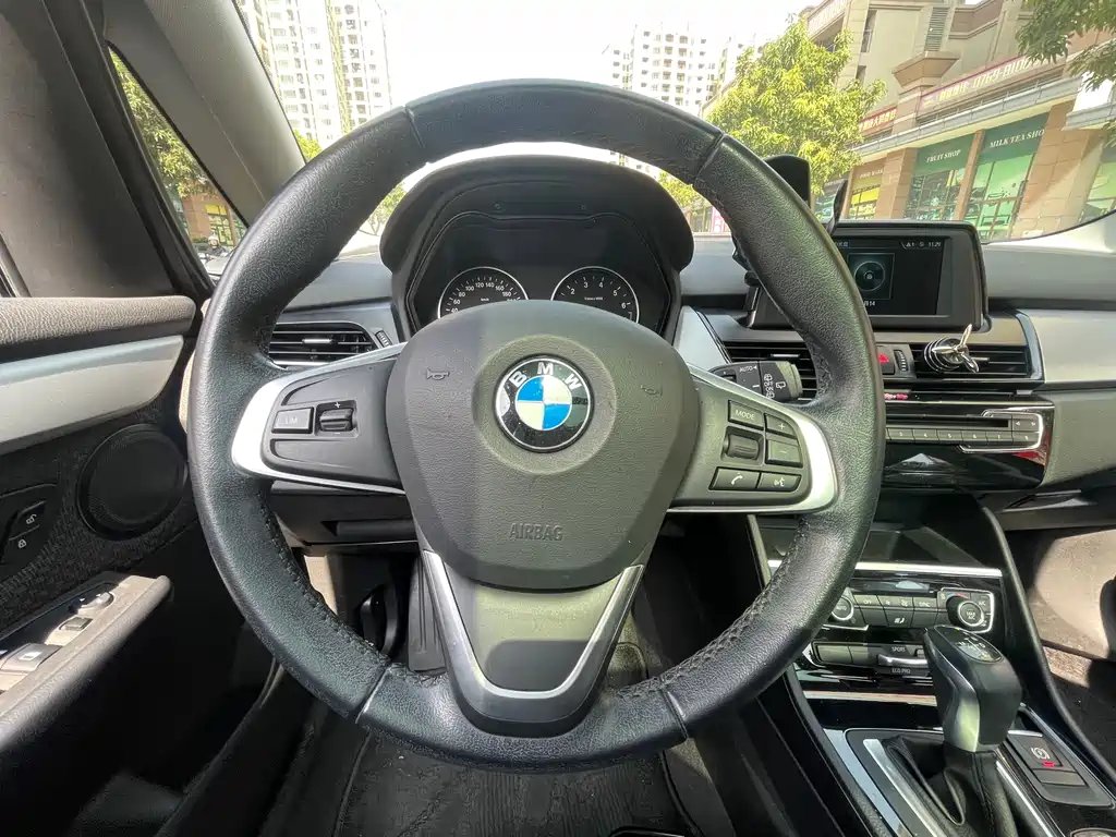 BMW 2 SERIES STATION WAGON