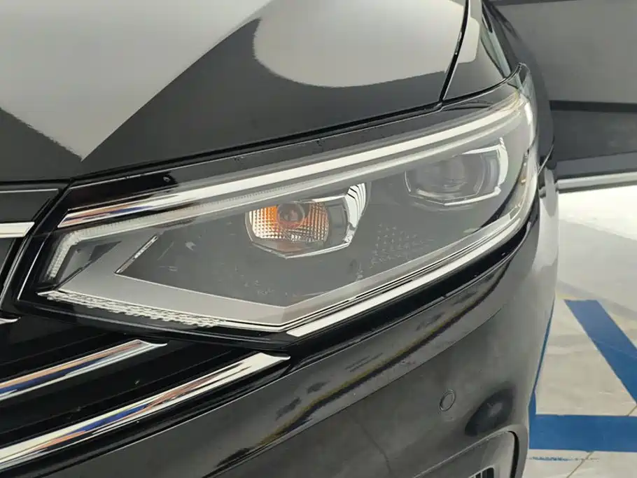 Volkswagen Magotan — миниатюра 5
