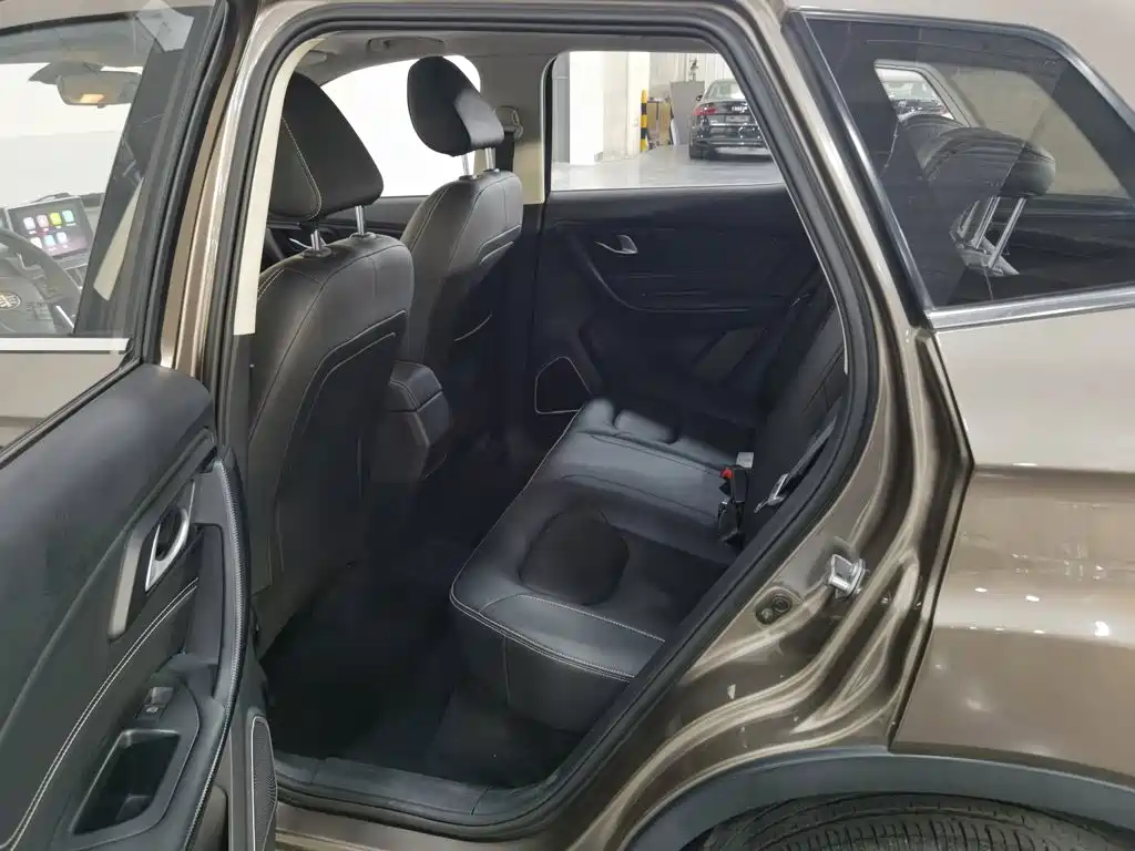 Bestune X40 — миниатюра 15