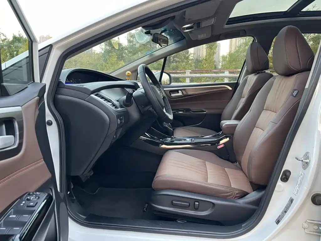 Honda Jade — миниатюра 8