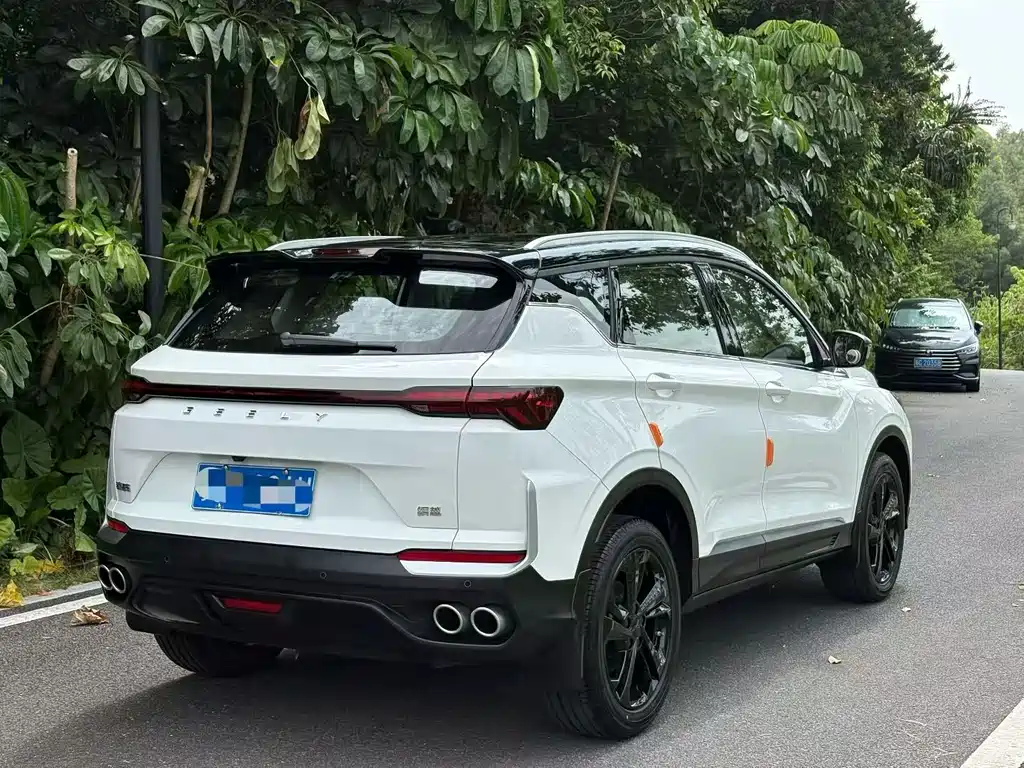 Geely Binyue — миниатюра 9